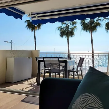 1 Bed With Sea Views Appartement *