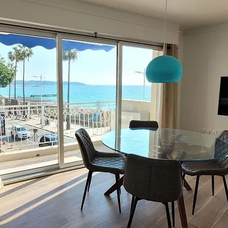 1 Bed With Sea Views 昂蒂布